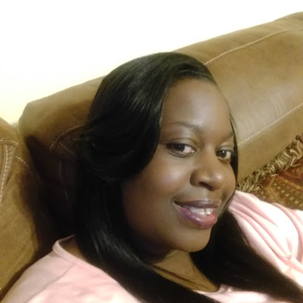 Meet your Posher, Crystal